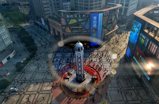 重庆能突破关山阻隔，发展成为超级大都市吗？