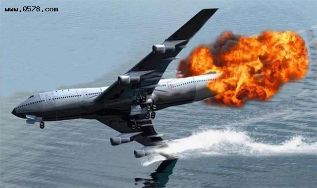 东航客机坠毁事件，可能是什么原因造成的？你们是怎么看待的？