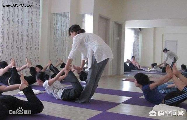 怎么考瑜伽教练证？