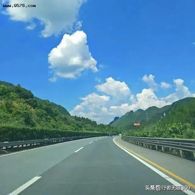 请推荐一条重庆至太原的自驾游路线，谢谢？