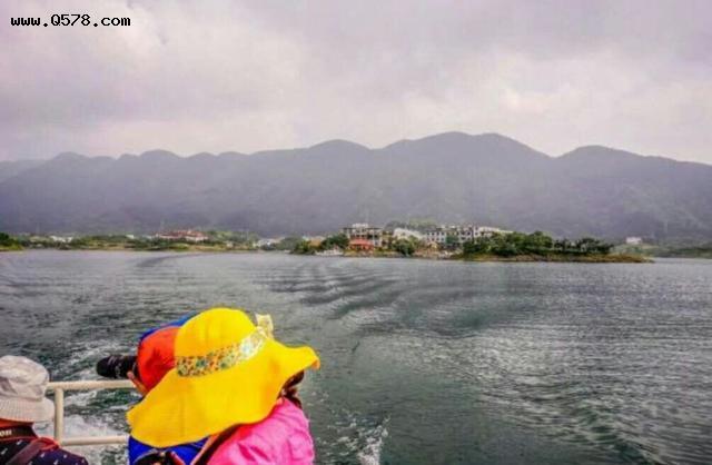 襄阳周边300km有山有水风景好避暑有什么好地方推荐？
