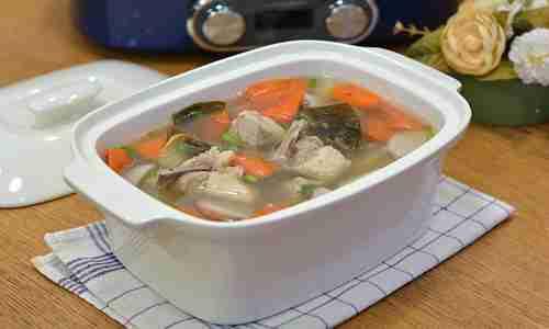排骨芋头海带汤的做法 冬天多喝汤滋润又健康！