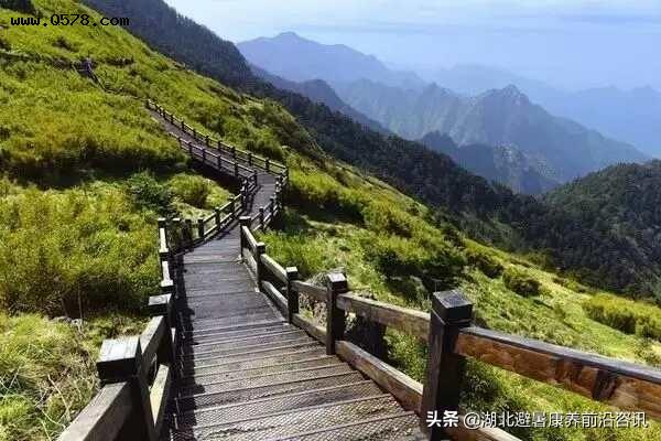 襄阳周边300km有山有水风景好避暑有什么好地方推荐？