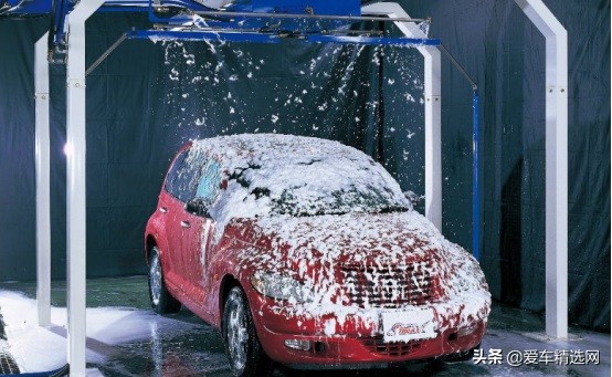 洗车可以用洗洁精吗（新手如何自己正确洗车最干净）