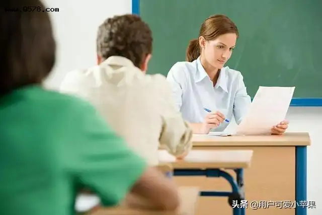 老师会偏袒成绩好，或者是聪明活泼的学生吗？