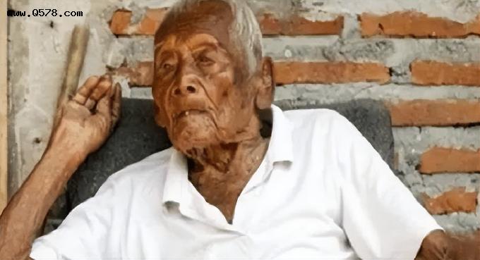 被死神遗忘的印尼老人，146岁时绝食离世：我不想活了