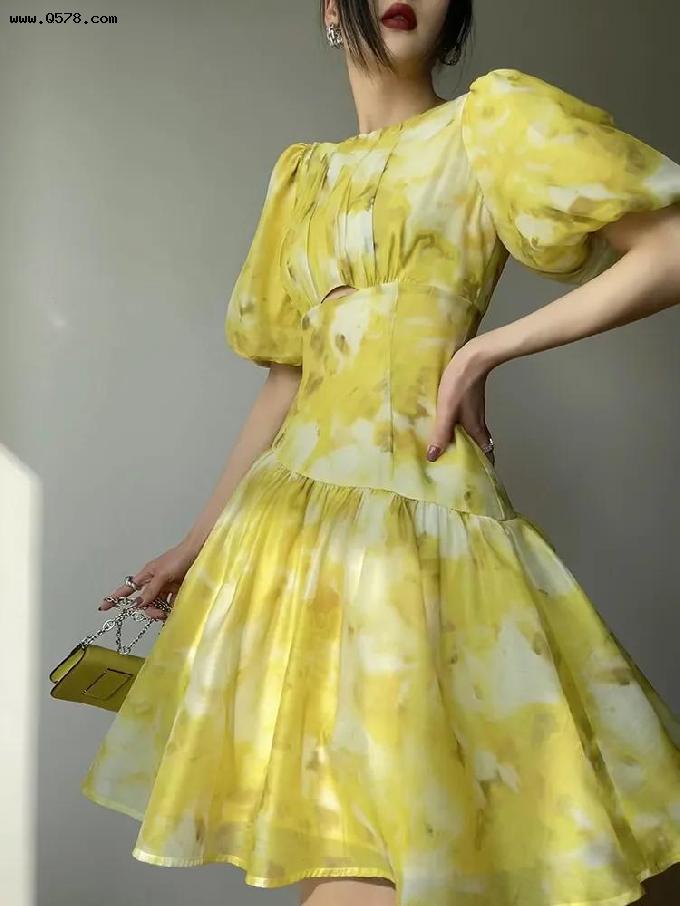 今夏流行黄色连衣裙推荐