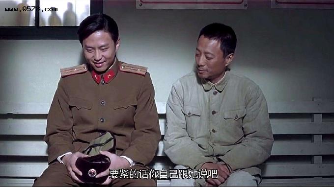 没想到不到1年，黄晓明和邓超两位“华谊一哥”，差距又这么大了