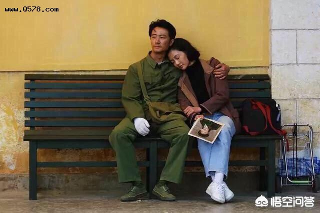 如何看待《芳华》里刘锋和何小萍最后过的最“惨”，作者却说他们话不多但过的最从容？