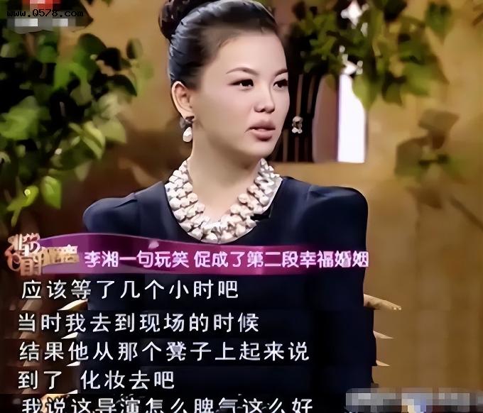 离婚1年后，李湘和王岳伦的人生状况有多不同？