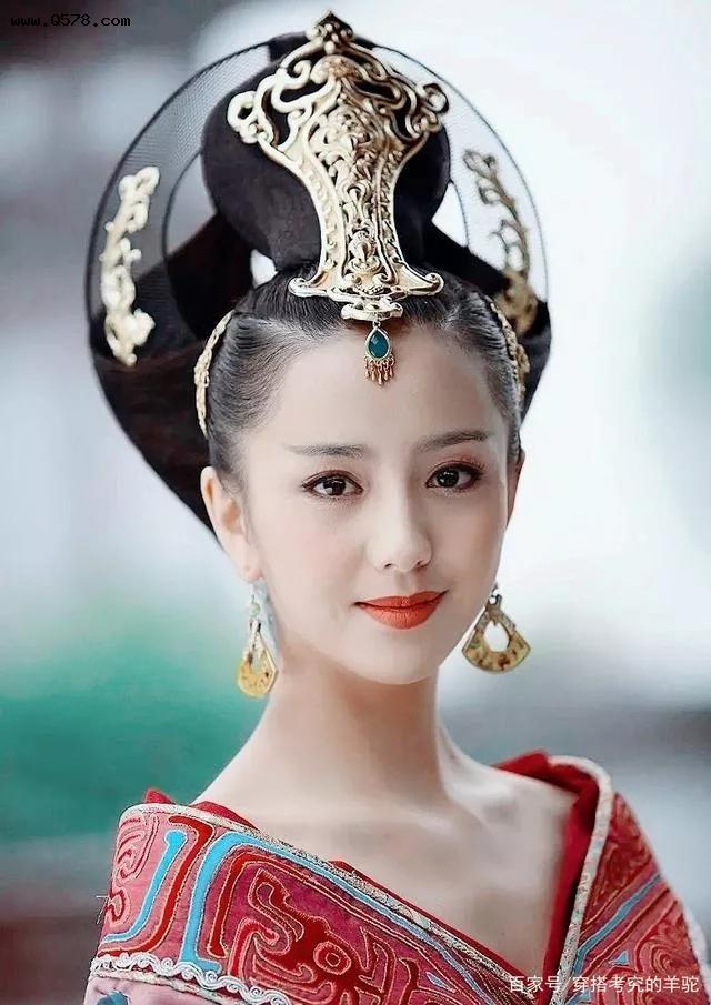 娱乐来自新疆女星们的古代穿装？
