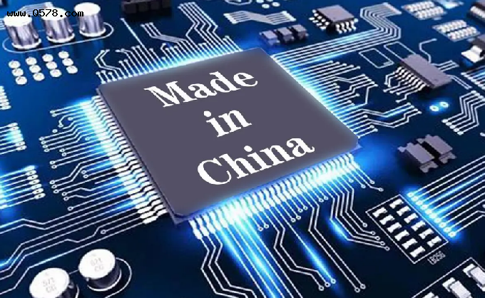美国制裁适得其反，中国芯片走向自给自足，苹果主动和中企合作