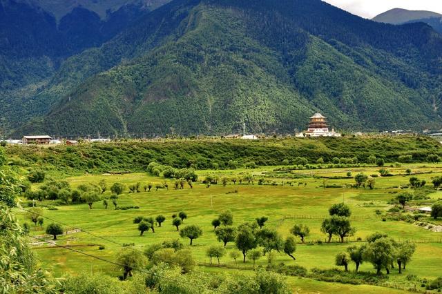 西藏发展好的城市 西藏未来“吃香”的城市，这3座城市呼声最高，你更看好哪个呢？