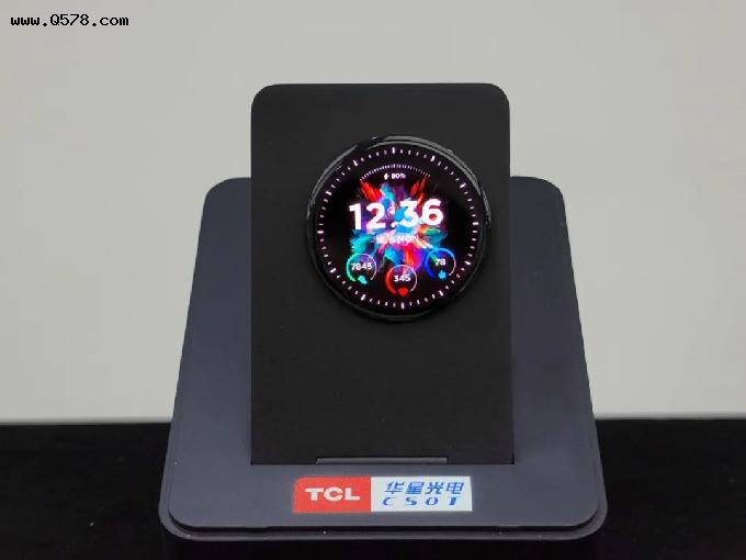 TCL 华星发布全球首款 0.016Hz 超低频 OLED 穿戴设备屏