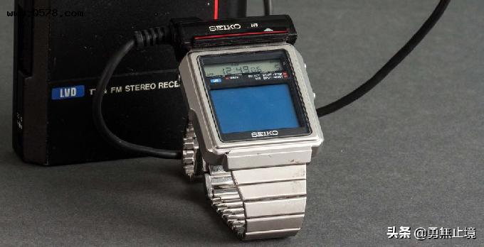 40年前的手表都可以看电视联网，40年后的手表又有哪些变化了呢？