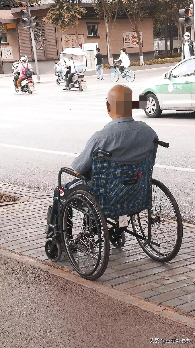 心灵之约 · 对话轮椅 - 特殊群体，老年人更需要关爱