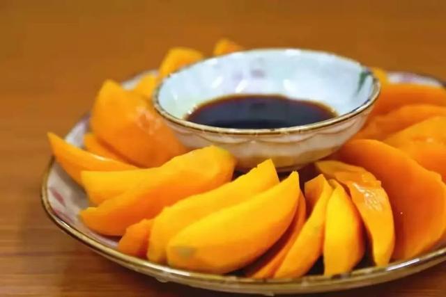 黑暗料理王芒果 芒果的本质，是一道黑暗料理