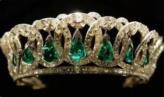 英王室“至尊无上”的珠宝
