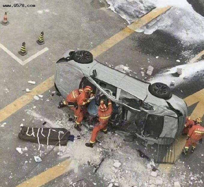 ET5测试车高空坠楼，两名工作人员罹难，蔚来官方如何回应？