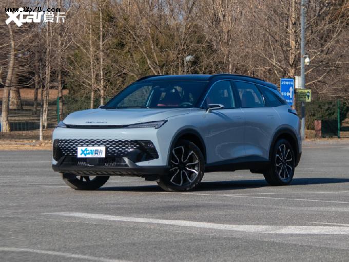 首款搭载华为智能座舱的燃油SUV 北京魔方将于6月24日预售