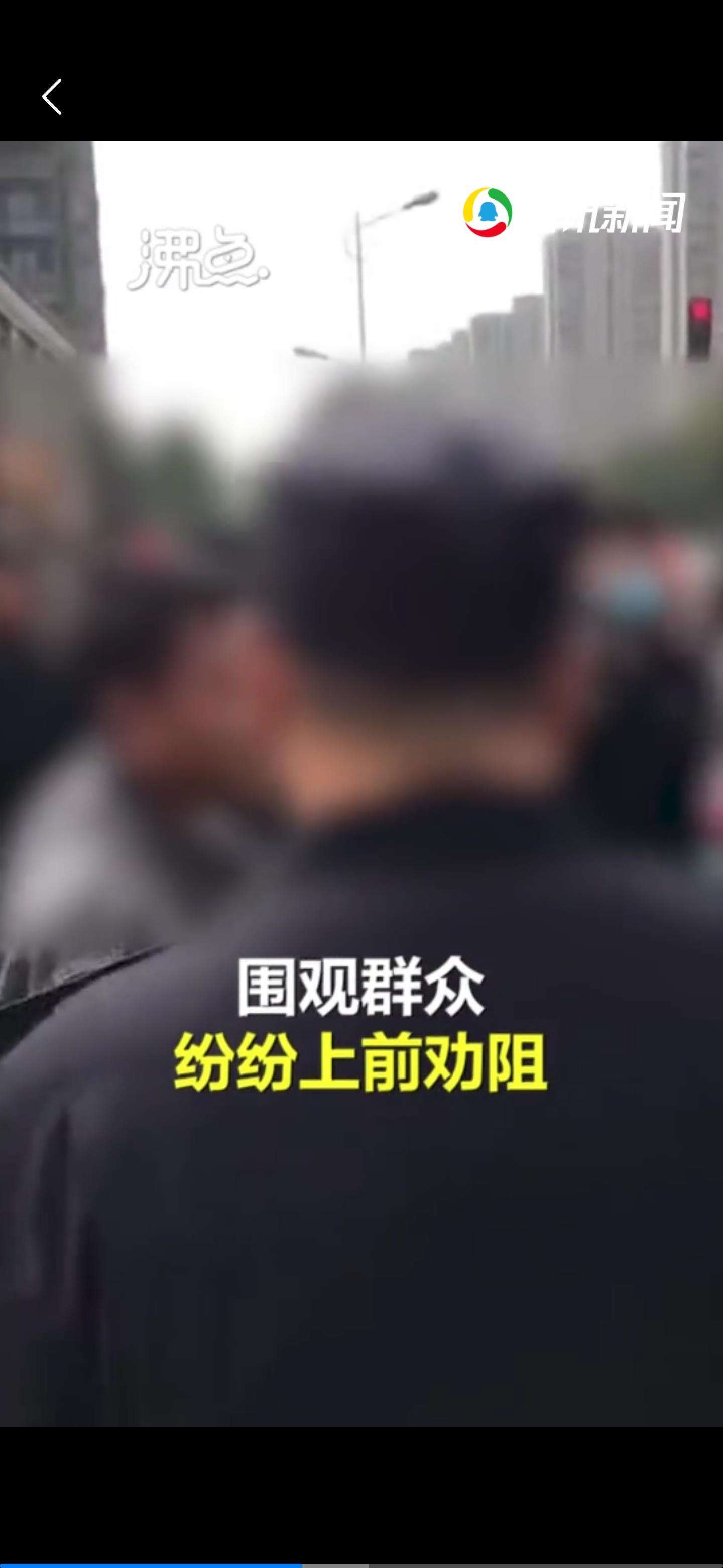 南京3名城管当街暴打男子 具体事件经过内幕揭秘