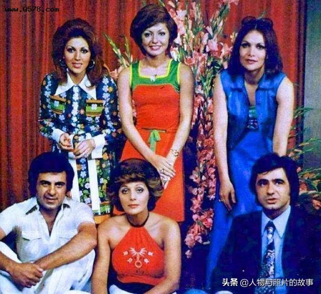 70年代的伊朗，女大学生没有蒙脸穿着非常时髦