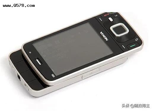 诺基亚N95的传承者：诺基亚N96