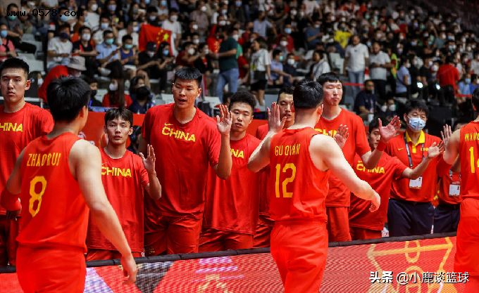 中国男篮止步亚洲杯八强！杜锋重用两大将饱受争议，值得姚明深思