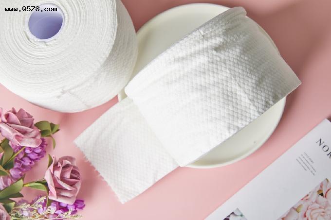 洗脸巾可以用来湿敷吗，洁面巾和洗脸巾的区别