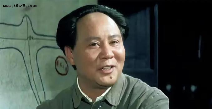 1996年，唐国强首次演毛主席，毛主席女儿却说：他能演好我爸吗？