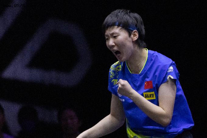 WTT乒乓球冠军赛：王曼昱女单折桂 张本智和男单夺冠
