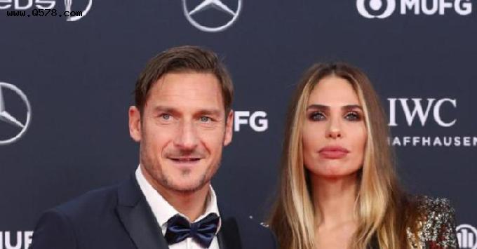 唏嘘！意大利足球界的贝克汉姆和维多利亚宣布分手，结束17年婚姻