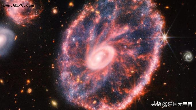 在韦伯望远镜的新图像中，罕见类型的星系炫目