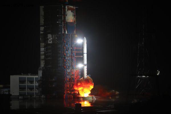 港媒：中国研制新一代载人火箭 2030年左右可载人登月