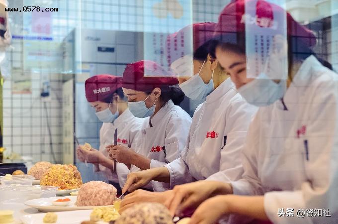 新晋网红饺子品牌 每年以500%的增速成长 你听说过吗？