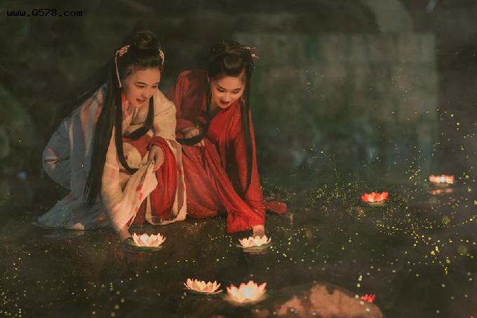 中元节丨月上灯火明，河灯寄归思