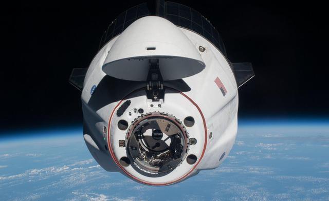 NASA购买额外的SpaceX航班，以在2030年前继续将宇航员送入空间站