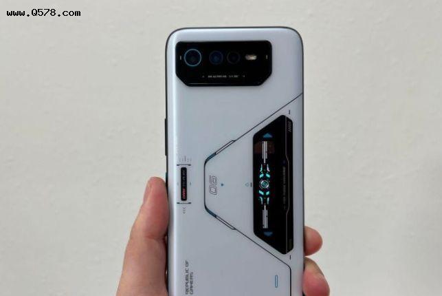 首发天玑 9000+的ROG Phone 6 Pro现已入网