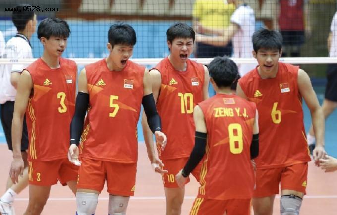 争议哨！中国2-3惨遭2分绝杀，裁判连续针对中国队，韩国赢的无耻