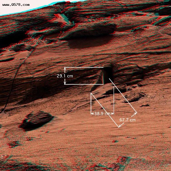 NASA：好奇号在火星拍到的那道“门”究竟是什么？