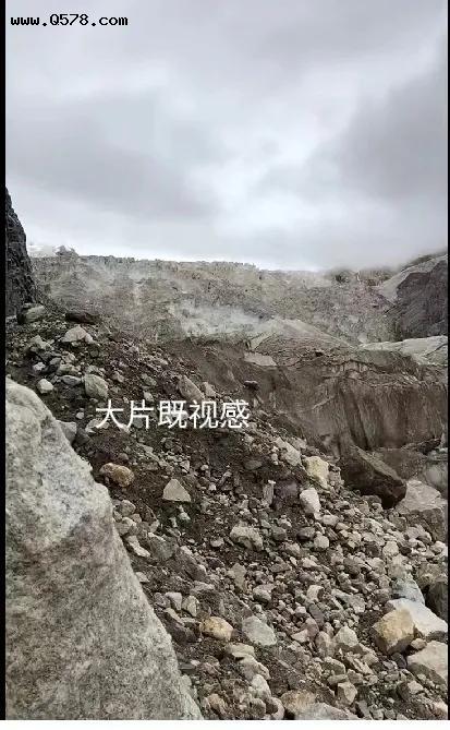 西藏冒险王镜头里大规模悬冰群