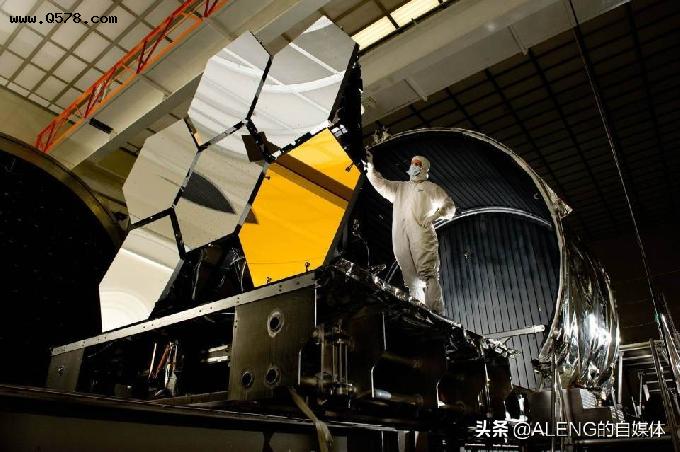 詹姆斯·韦伯太空望远镜首张图像7月12日发布：我们能看到什么？