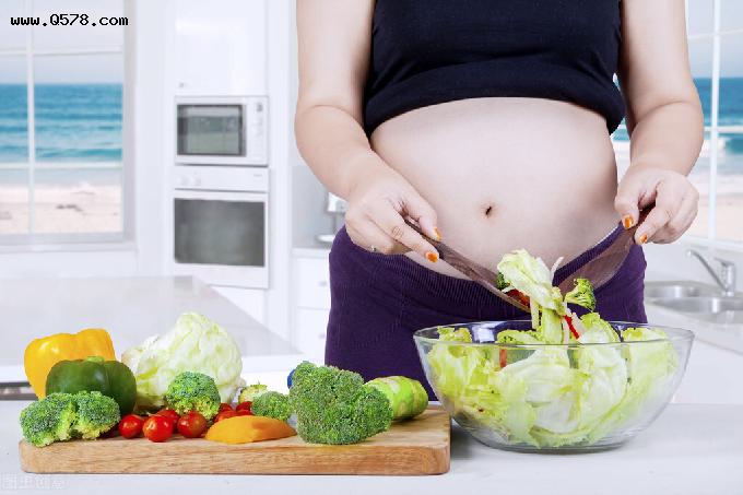 孕期准妈妈们要注意营养均衡