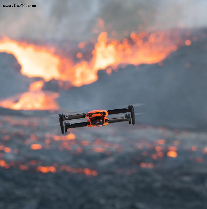 道通智能无人机EVO Nano+近距离航拍冰岛火山，带来震撼视觉盛宴
