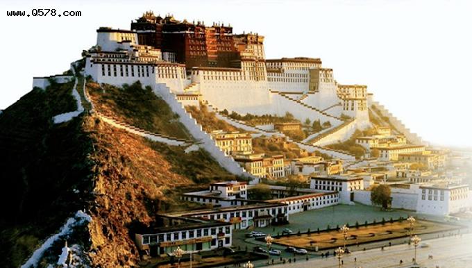 西藏的“达赖”与“班禅”，究竟是什么关系？二者谁的地位更高？