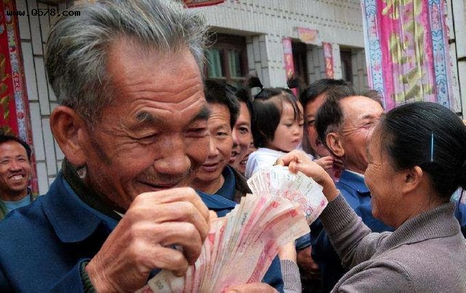 专家预计2050年，中国农民可支配收入达到102576元，可以实现吗？