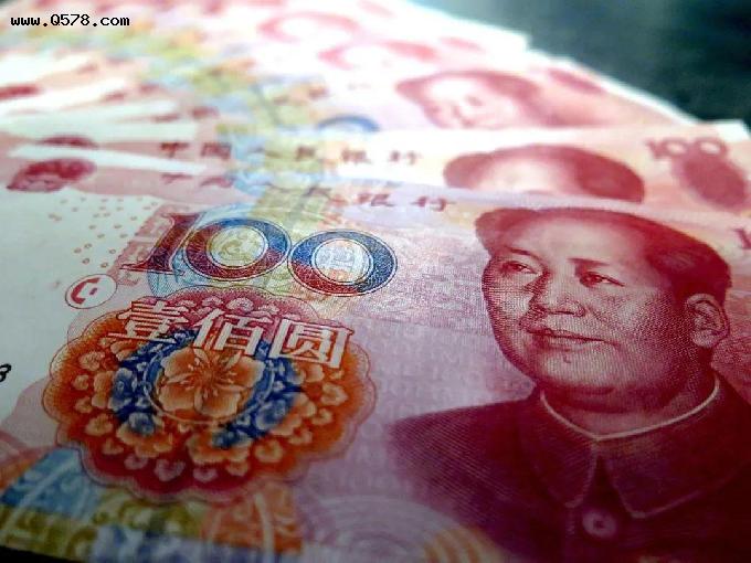人民币连续贬值逼近6.8，中国净外储跌破5000亿美元？