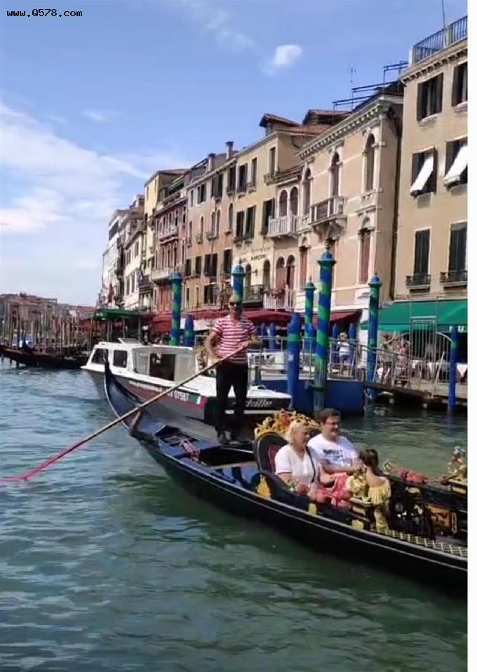 威尼斯本地人口将跌破5万，当地华人：旅游业让物价房价上涨，出行靠船不方便