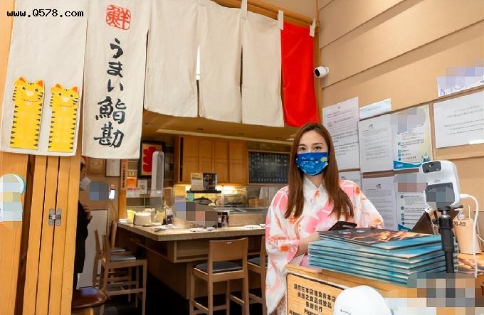 29岁香港女星转行当餐厅服务员：活着，远比面子重要