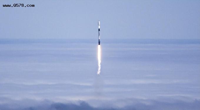 马斯克Starlink卫星遭遇俄罗斯反卫星试验碎片狂风